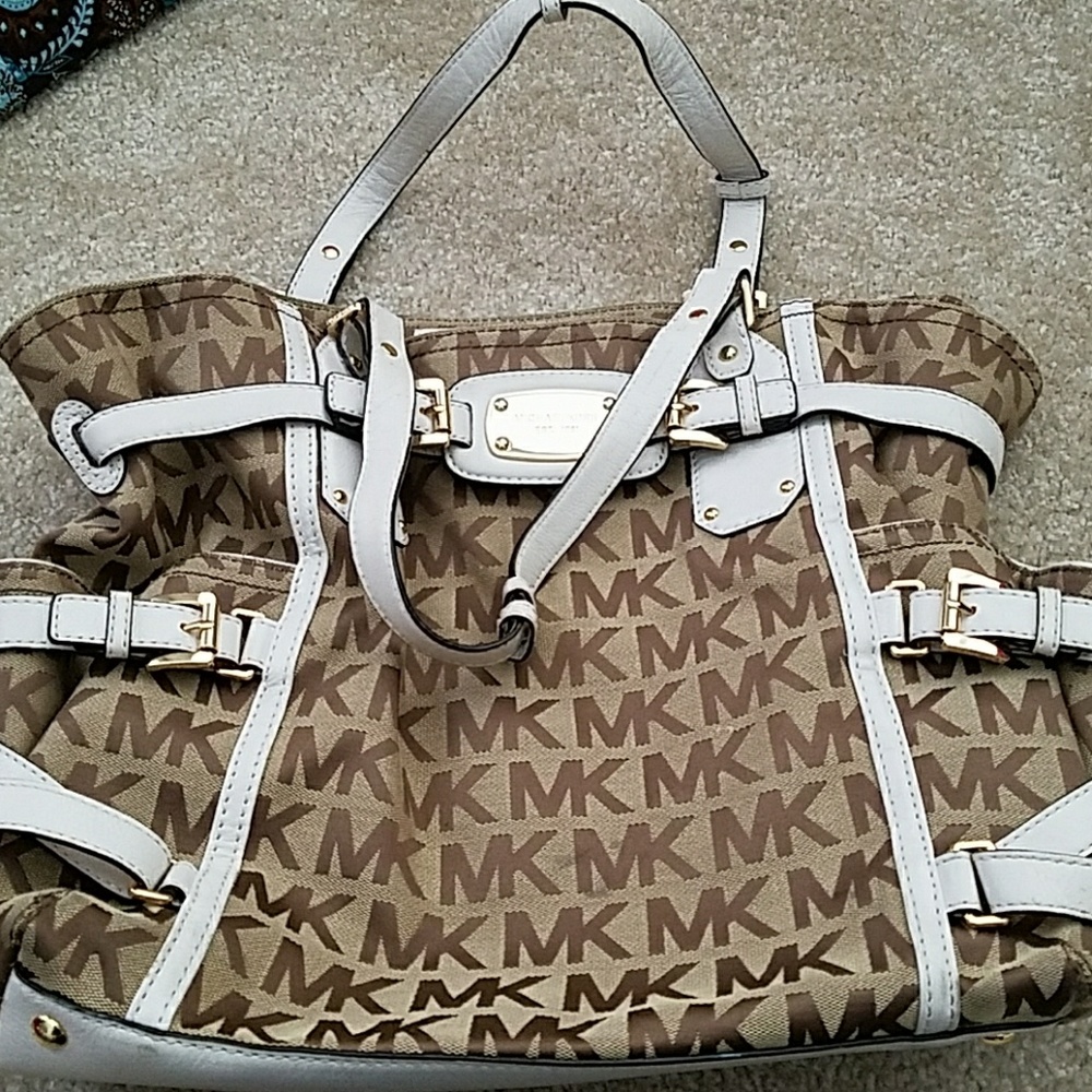 Michael Kors classic tote